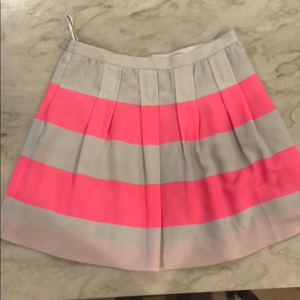 NWOT Pleated Grey & Pink Skirt